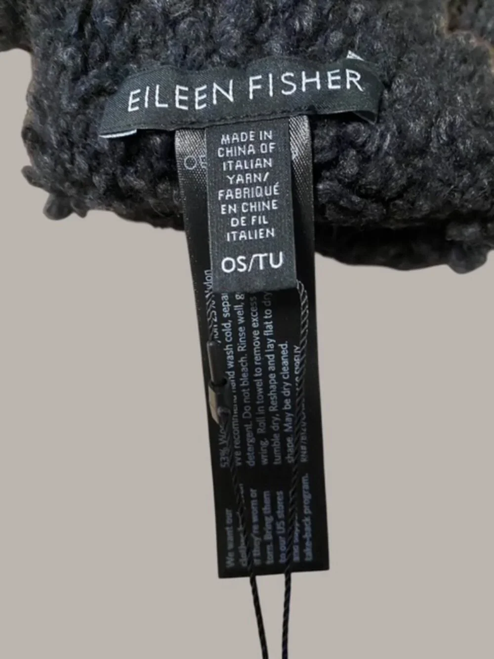 NWT Eileen Fisher Charcoal Boucle Knit Glovelettes